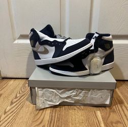 Jordan 1 Retro High https://offerup.com/redirect/?o=Q08uSlA= Midnight Navy - Men's Size 8.5-  DC1788-100