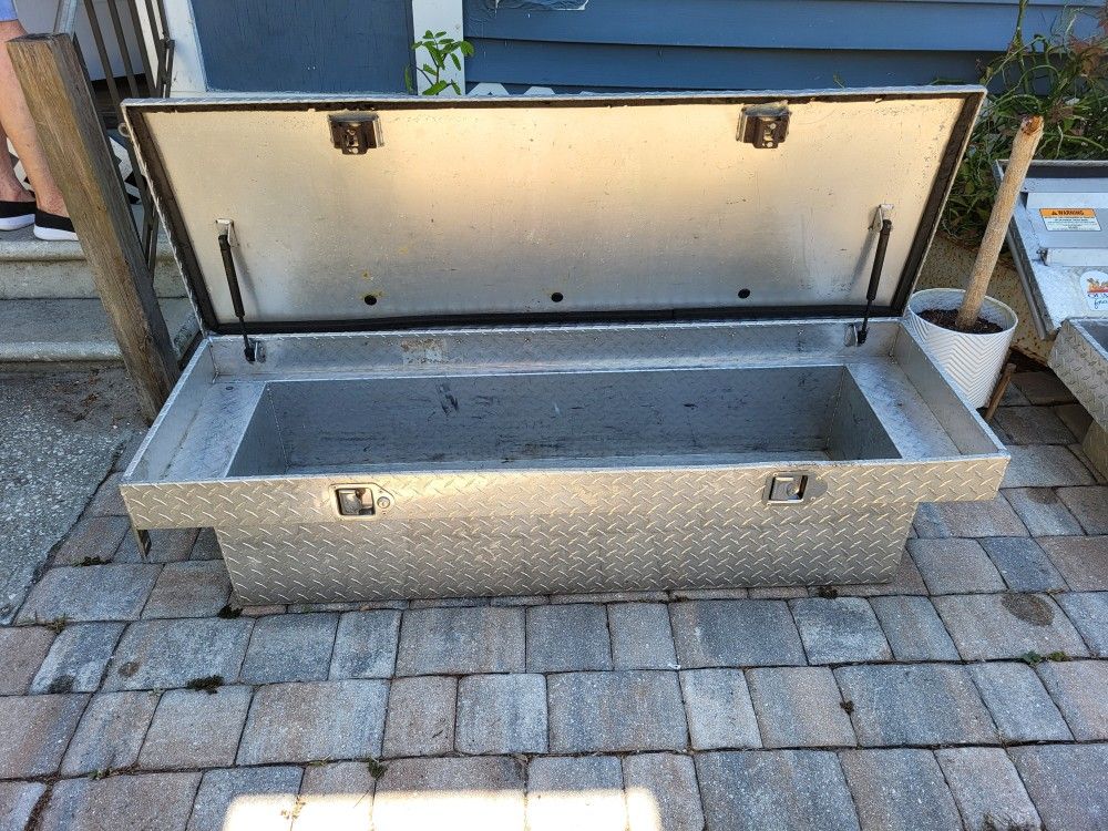 Truck Tool Box 60x20x13