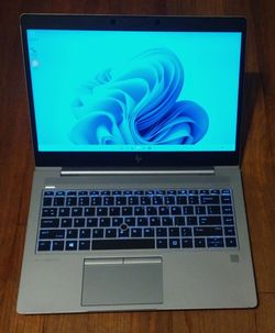 TouchScreen HP EliteBook AMD Ryzen 5 Pro CPU 16GB RAM 512GB SSD Webcam ATI Radeon Vega 8 Graphics Windows 11 Professional
