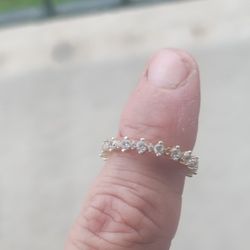 Woman ring 925 sterling silver inside the band it's hard to see in a picture $20