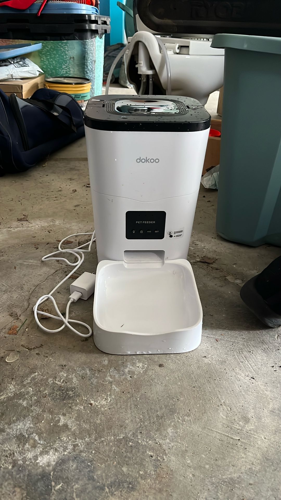 Automatic Pet Feeder