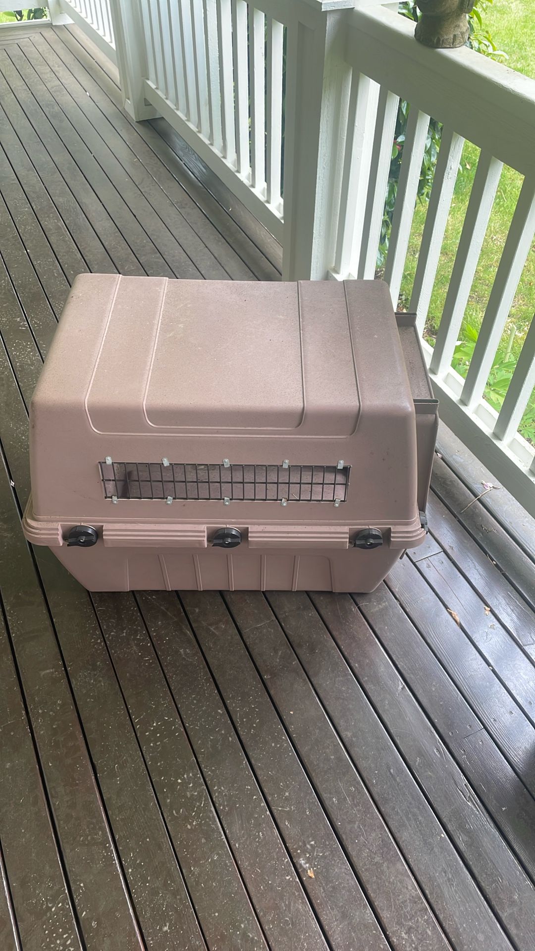 Large Dog Crate/Kennel - Used