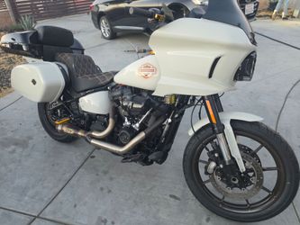 2023 harley  lowrider st clean title