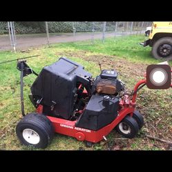 Toro Greens Areator