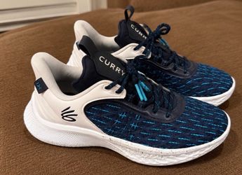 Curry Flow 9 Size 6