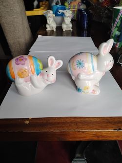 Ceramic Easter bunny figurines set of 2