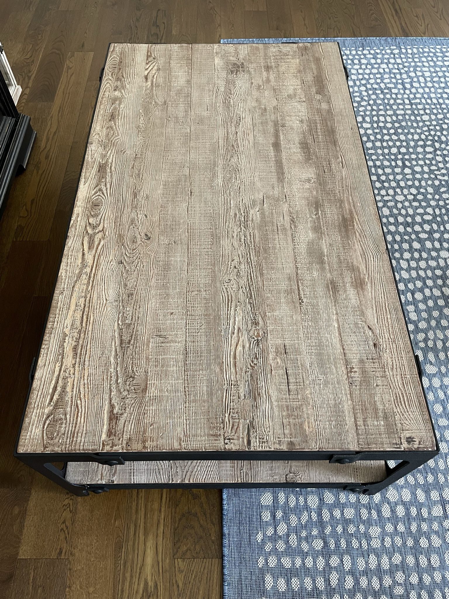 Pottery Barn Clint 52 Reclaimed Wood Coffee Table. EUC for Sale in Tampa FL OfferUp