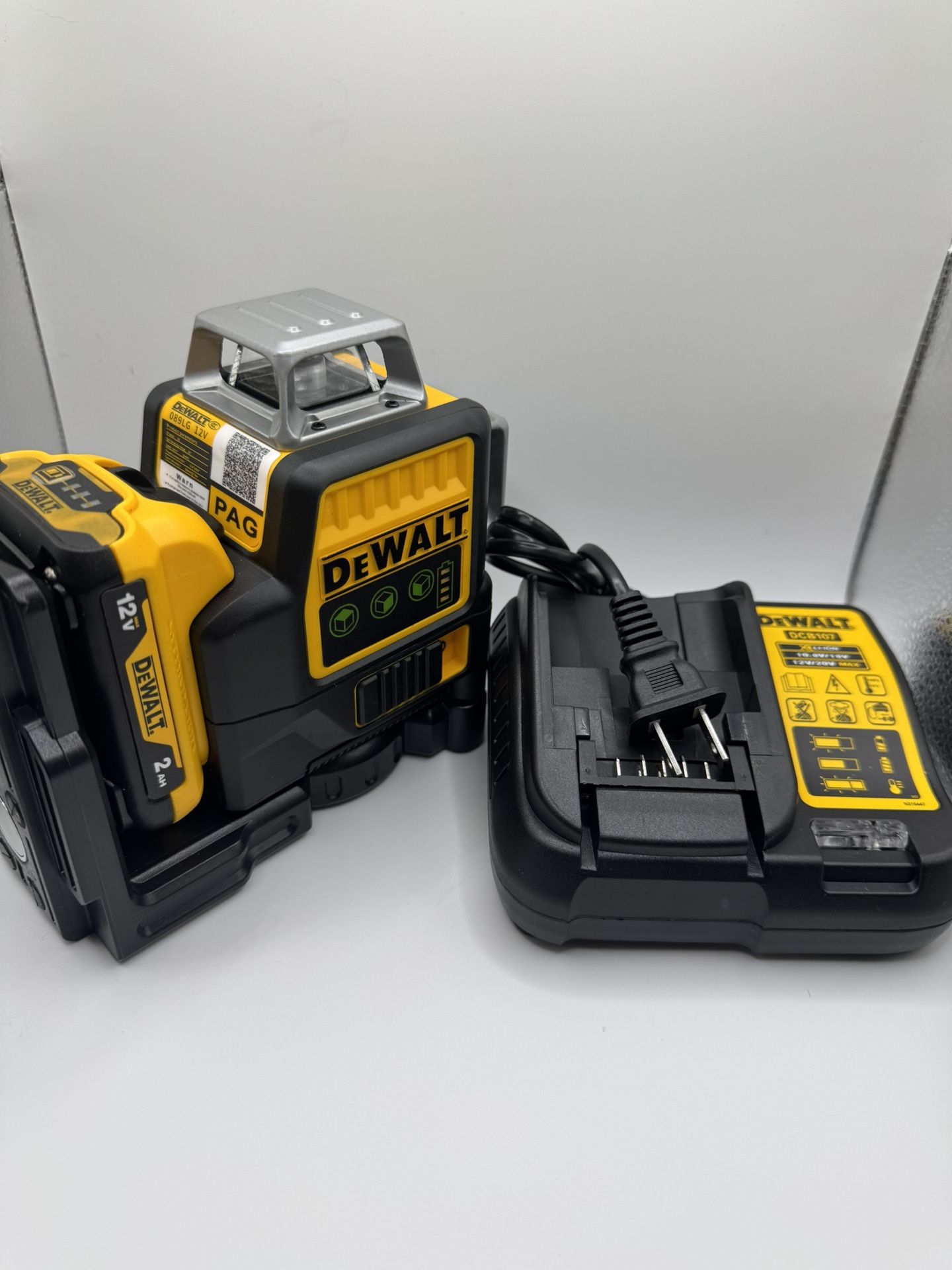 DeWalt 12V Green Line 3 x 360 Degree Laser Level