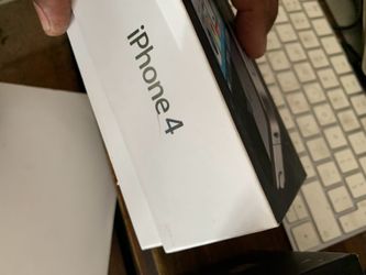 iPhone 4 in box