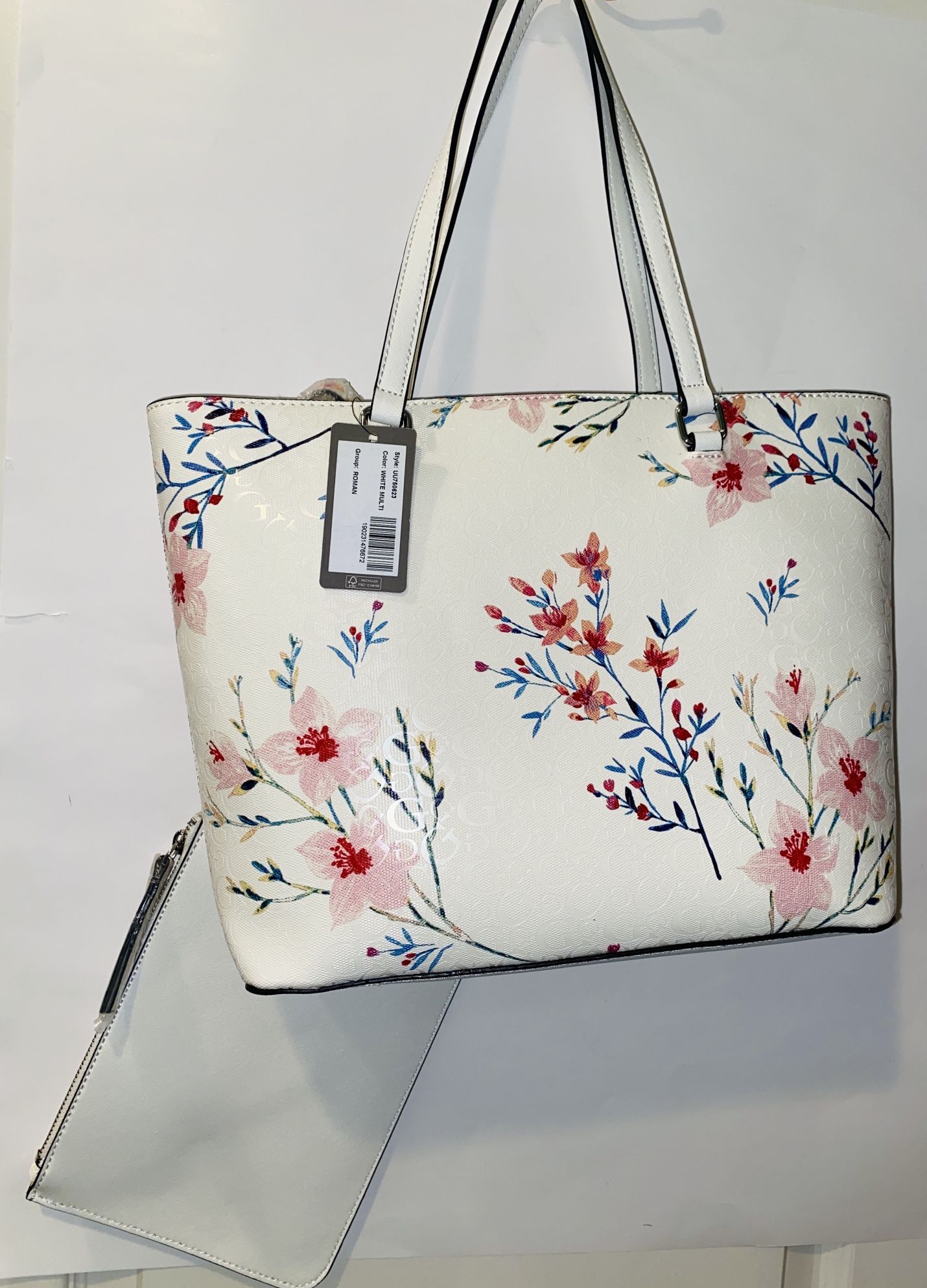 Beautiful Red GUESS Britta Purse/Satchel Handbag/Bag Embroidered Flower  Design for Sale in Chula Vista, CA - OfferUp