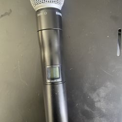 Shure SM58 Wireless Microphone