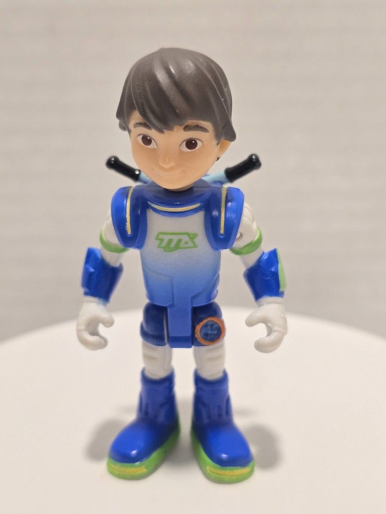 Disney Jr. Tomorrowland @ToyBros