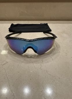 OAKLEY M2 Frame Carbon Fiber/Prizm Sapphire Non Polarized Mens Sunglasses Preown