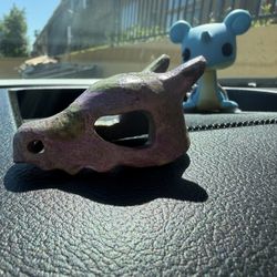 Hand-Carved Atlantisite Skull – Green & Purple Crystal Carving (2.5”)