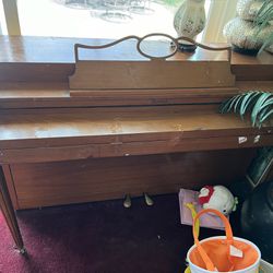 Old Piano (Free)