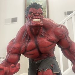Red Hulk Sideshow