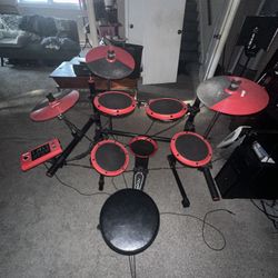 Alesis Nitro Max 8-Piece Electronic Drum Set With Bluetooth and BFD Sounds Red  