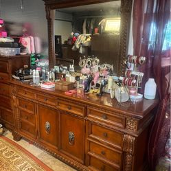 Dresser And Mirror 