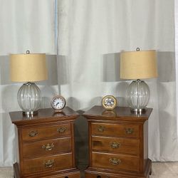 Classic Nightstands / Bedside Tables (2)