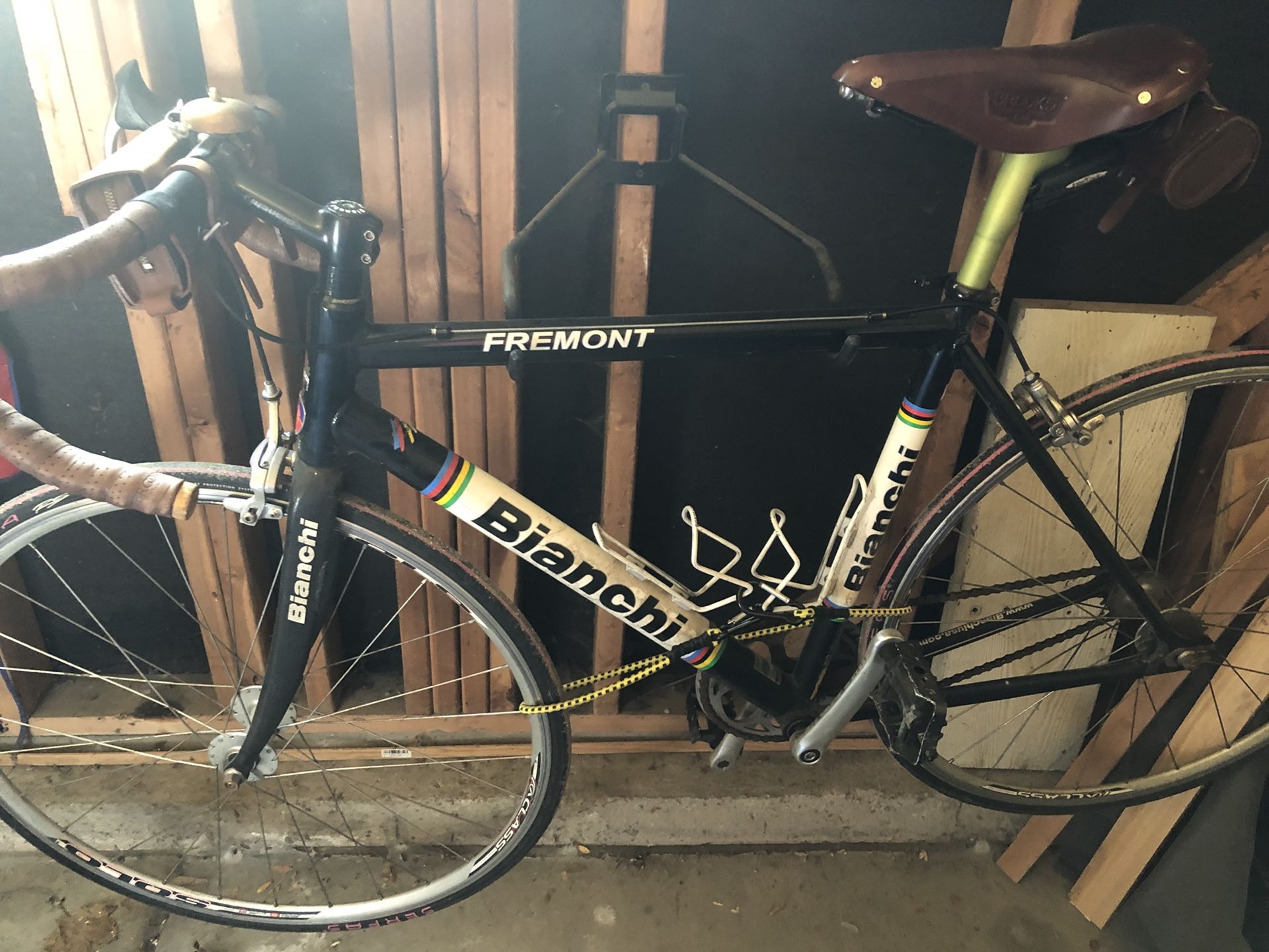 Bianchi Fremont Single speed road bike. $85.