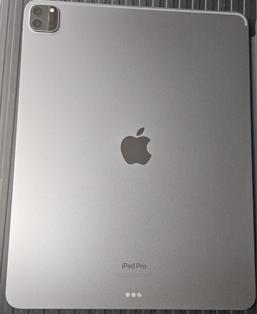 Apple Ipad Pro 12.9 6th Gen 128gb Like New