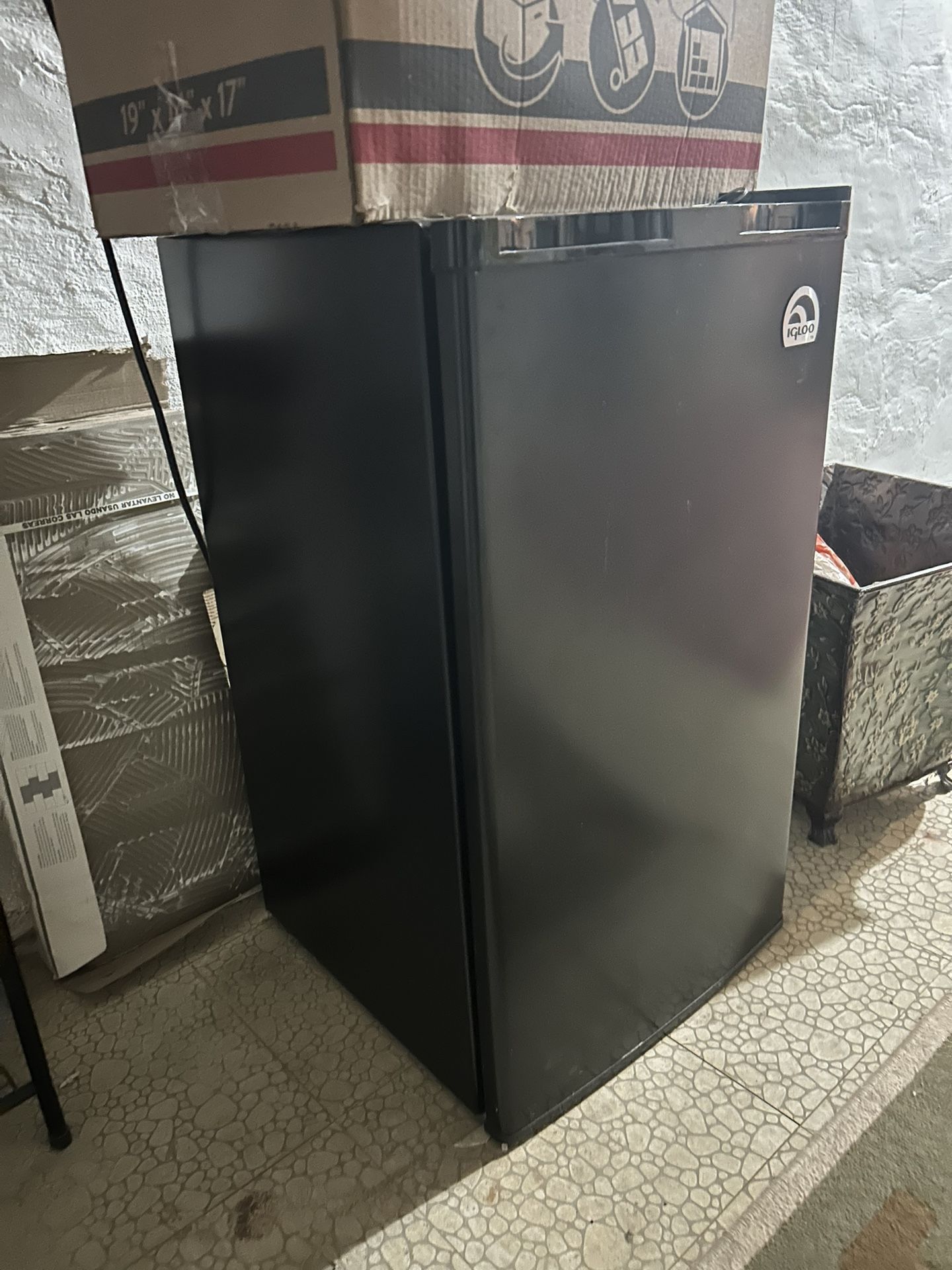 Large Mini Fridge - Great Condition