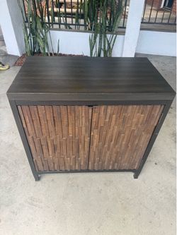 Wooden Cabnet