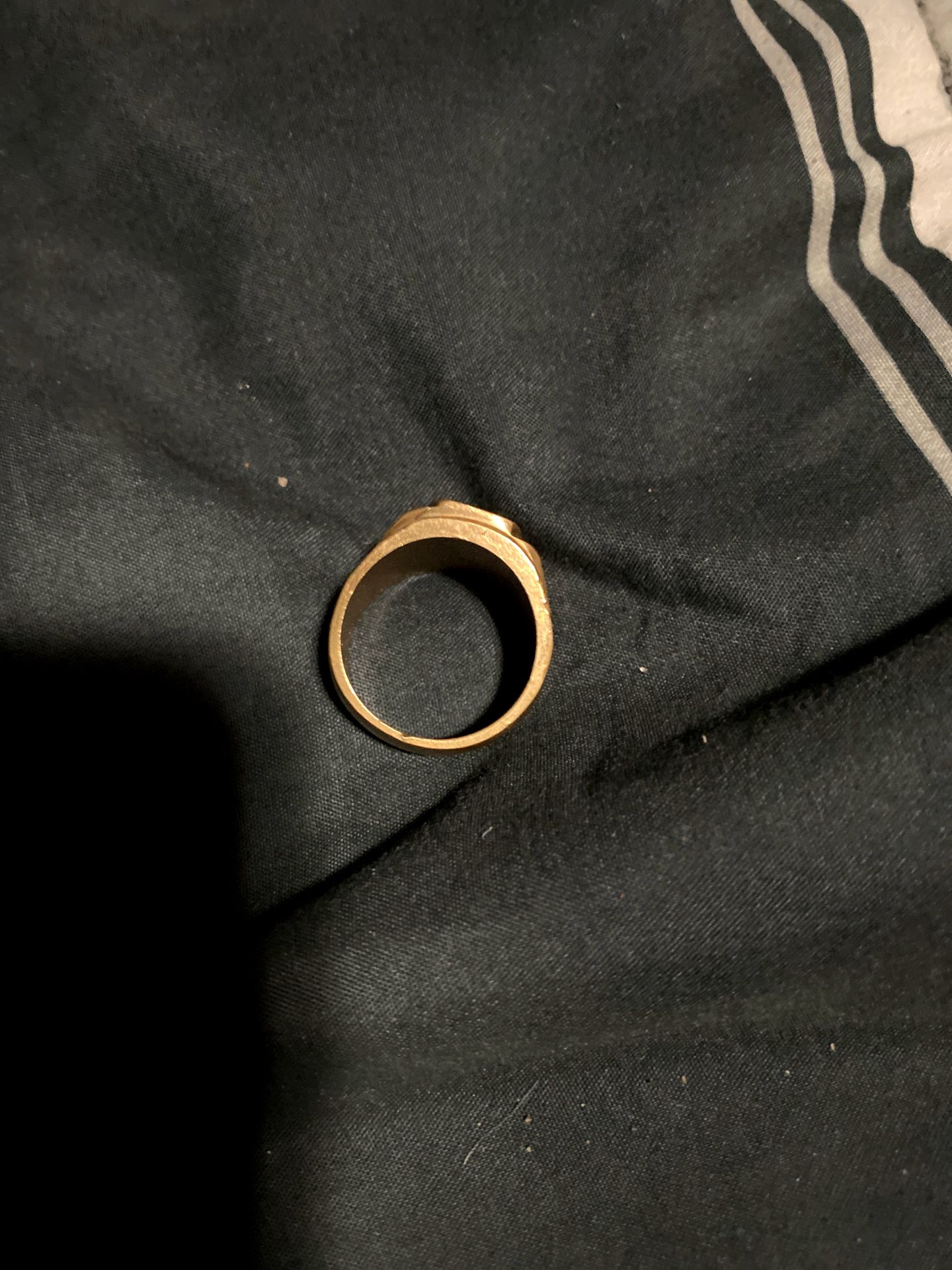 18k ring