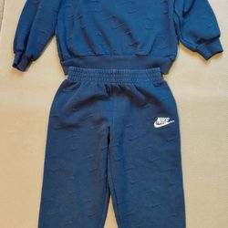 Nike Outfit size 6/7 $7