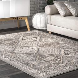 Vintage Traditional Tiled Medallion Area Rug - Under Queen Bed 6’7” x 9’ - Gray, Beige, Taupe