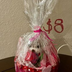 Valentine Basket