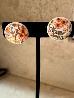 Round Floral Button Earrings