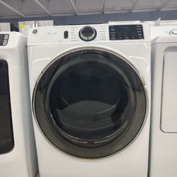 $629 (MSRP $1249) GE Front Load Electric Dryer With Powerstream And Wifi