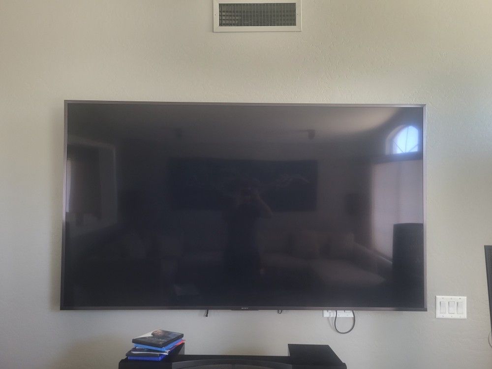 85in Sony Tv