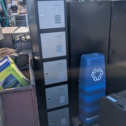 Fedmax Locker Storage Cabinet 