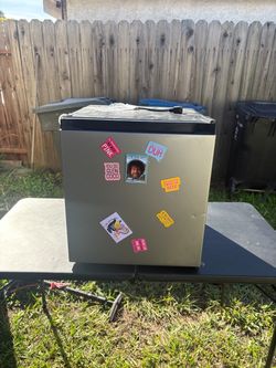 Mini Fridge