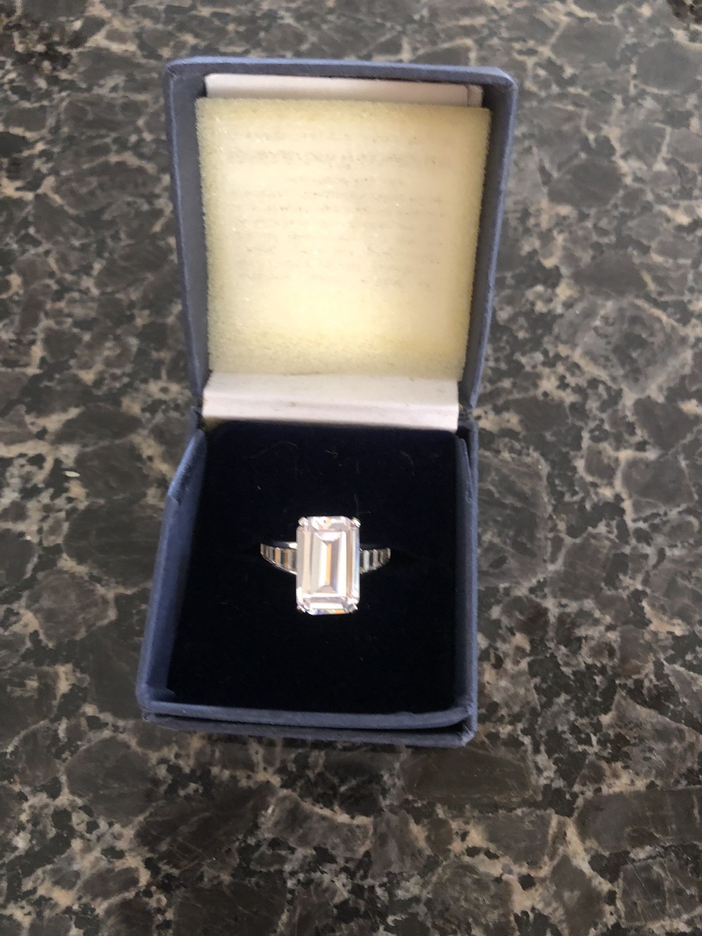 Ring   ladies ring