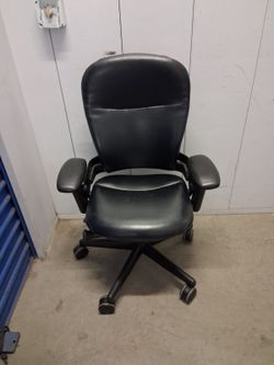 $200 each steelcase leap Black Leather Office Chair with Armrests