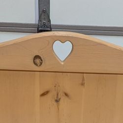 Solid Wood Twin Size Trundle Bed