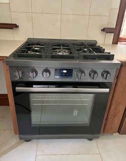 Bosch 800 Series Gas Freestanding Range 30''