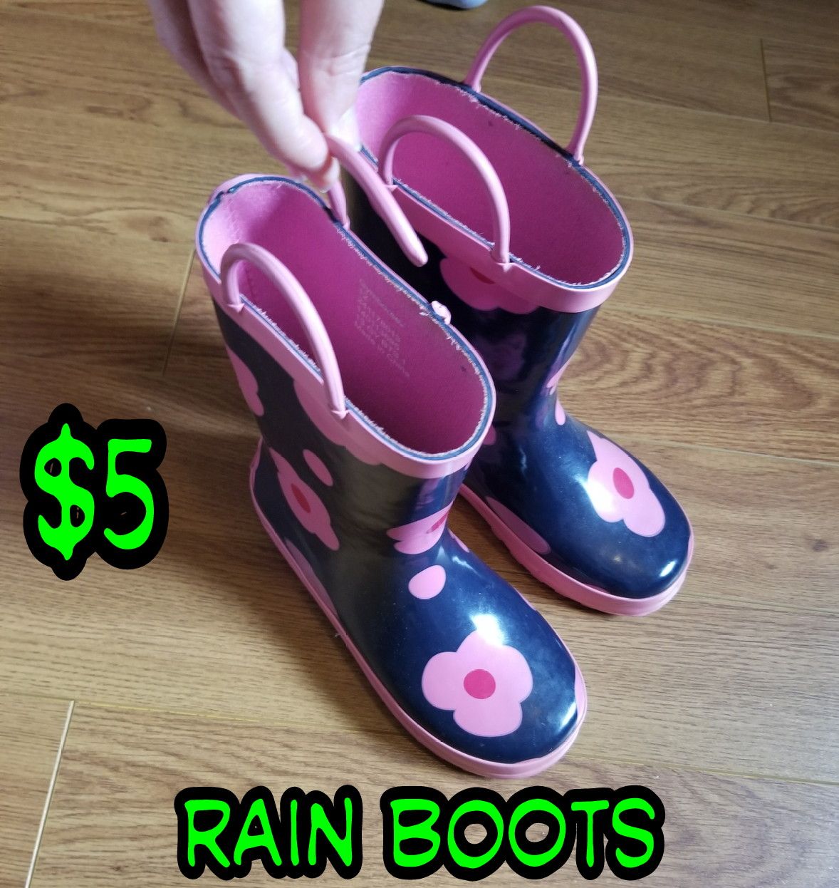 Kid's rain boots