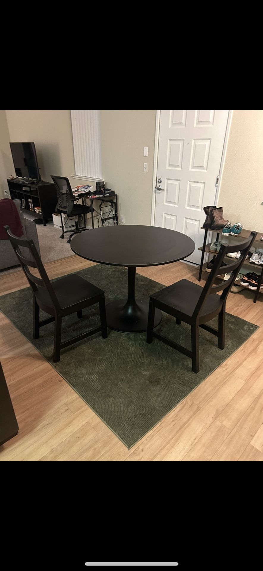 kitchen table set (table and 2 chairs included)