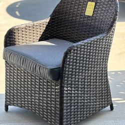 Broyhill Patio Chairs ( Set Of 4)