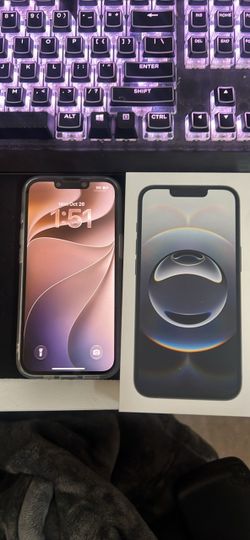 iPhone 16e 128gb like new with box