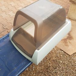 Petsafe Scoopfree Ultra Self Cleaning Cat Litter Box