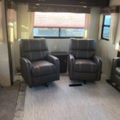 2017 28sgs Winnebago lite