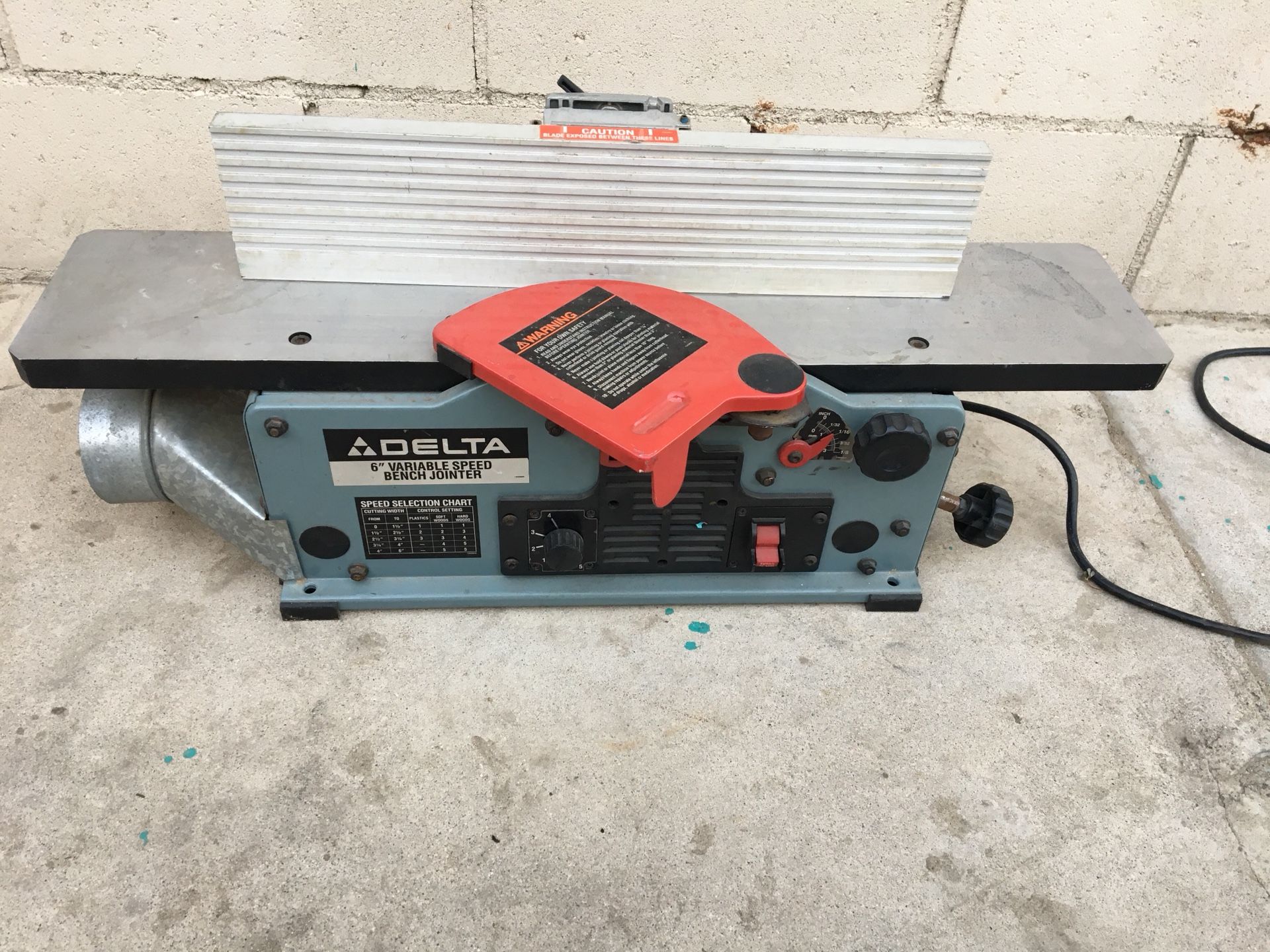 Delta 6” Bench-top Jointer Model 37-070