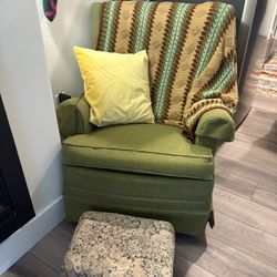 Chair And Footrest Setup