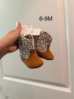 Baby shoes