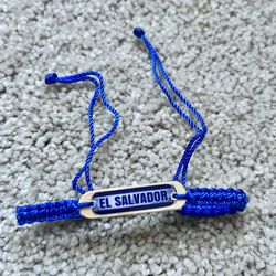 New El Salvador 🇸🇻 Bracelet (Nuevo).